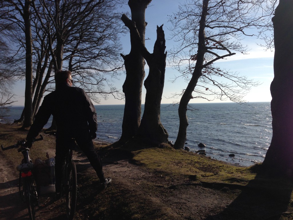 Per har selv bygget racercykler og kørt mountainbike i flere år. Han hjælper dig gerne, hvis du er i tvivl om noget, eller har brug for hjælp.